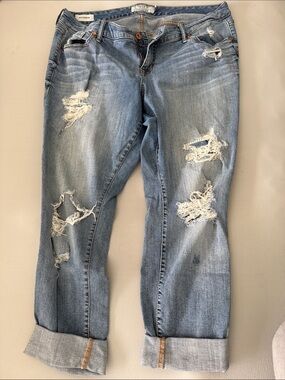 Torrid Light Blue Distressed Women's Boyfriend Jeans 18R